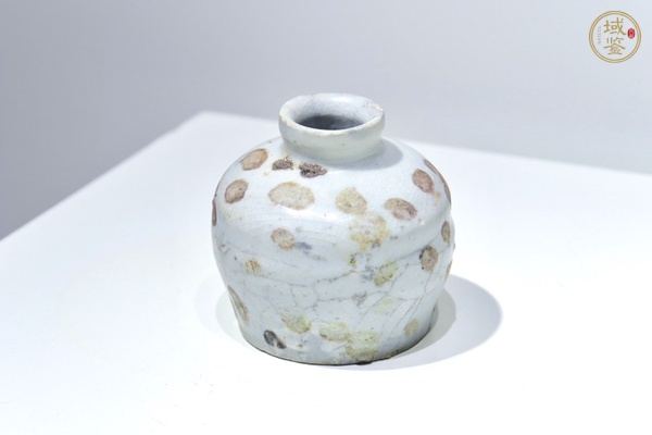 古玩陶瓷青白釉褐彩罐真品鑒賞圖