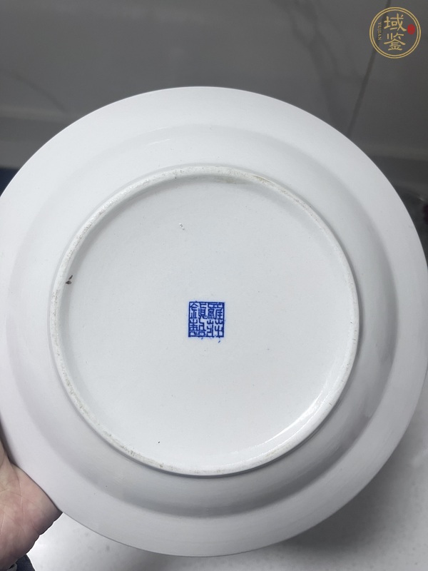 古玩陶瓷花卉紋青花盤(pán)真品鑒賞圖