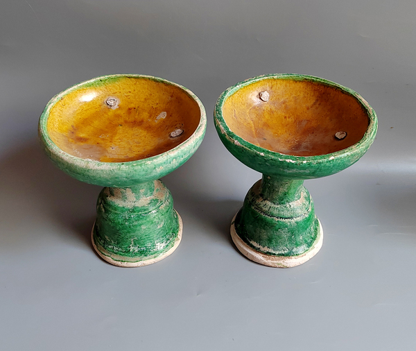 古玩陶瓷山西省博物院同款明代三彩白胎高足盤一對拍賣，當(dāng)前價格38元