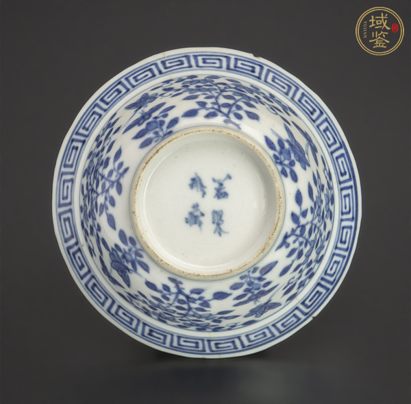 古玩陶瓷清光緒 青花花卉紋杯真品鑒賞圖