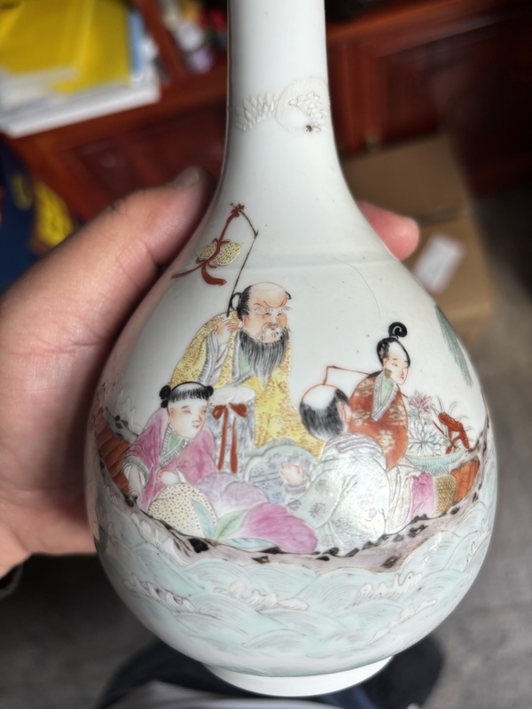 古玩陶瓷民國(guó) 粉彩仙人祝壽紋長(zhǎng)頸膽瓶拍賣(mài)，當(dāng)前價(jià)格8888元