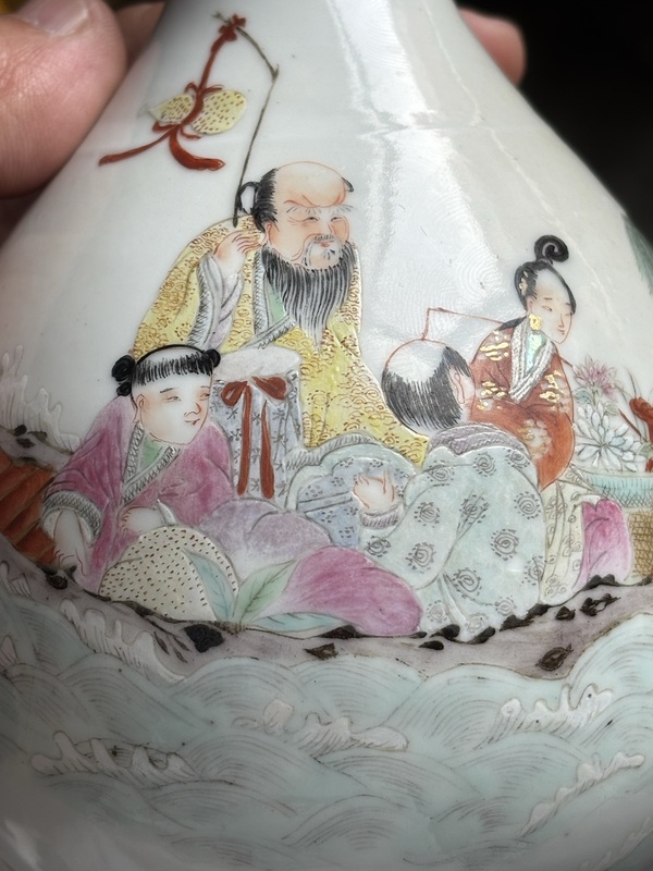 古玩陶瓷民國(guó) 粉彩仙人祝壽紋長(zhǎng)頸膽瓶拍賣(mài)，當(dāng)前價(jià)格8888元