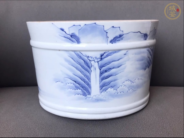 古玩陶瓷山水紋青花筆海真品鑒賞圖