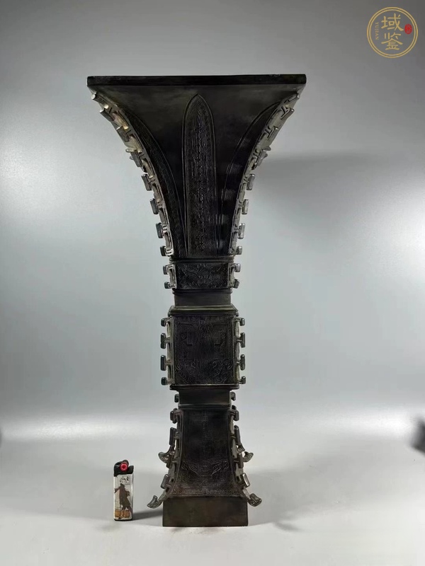 古玩銅器花觚真品鑒賞圖
