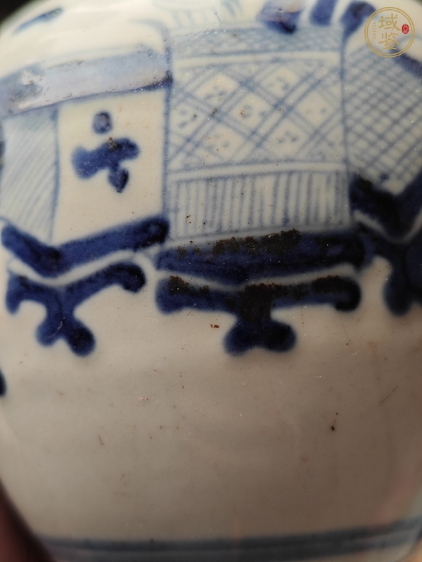 古玩陶瓷清中期青花博古小罐真品鑒賞圖