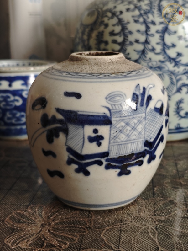 古玩清中期青花博古小罐真品鑒賞圖
