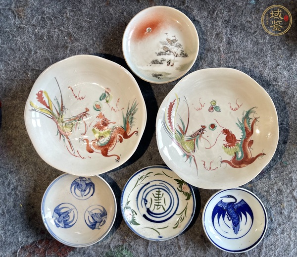 古玩粉彩龍鳳紋盤(pán)真品鑒賞圖