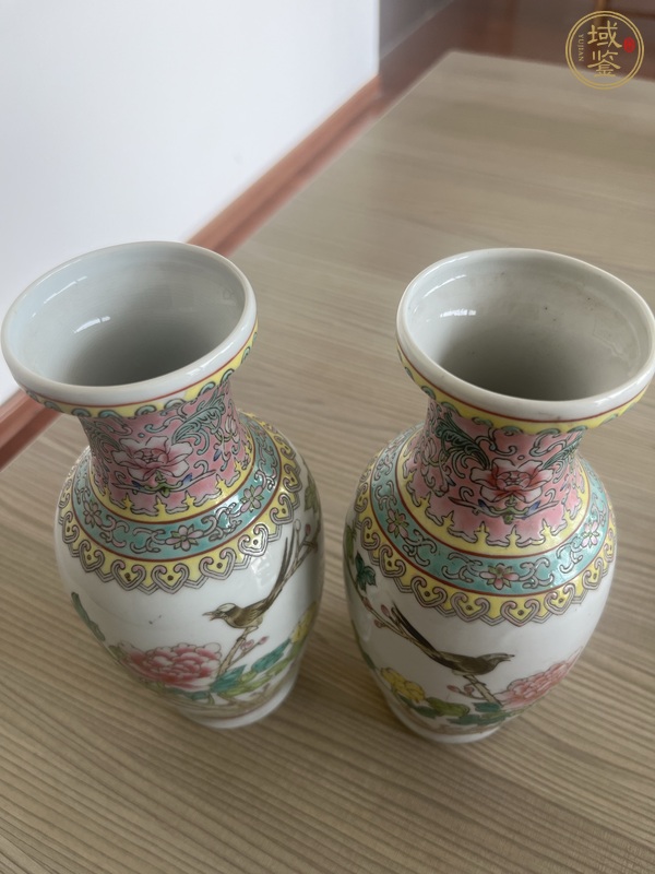 古玩陶瓷粉彩瓶真品鑒賞圖