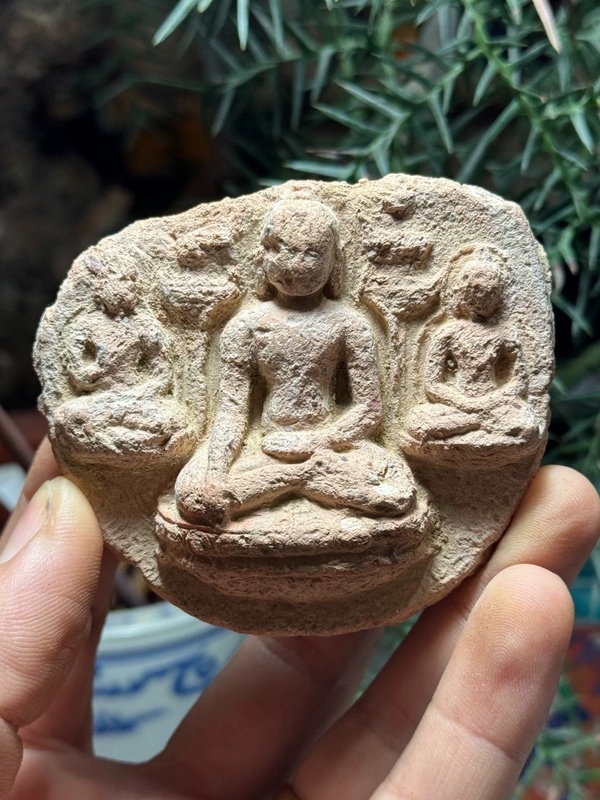 古玩轉(zhuǎn)賣(mài)【佛教藝術(shù)】元代.三世佛擦擦 (強(qiáng)烈推薦)拍賣(mài),當(dāng)前價(jià)格234元