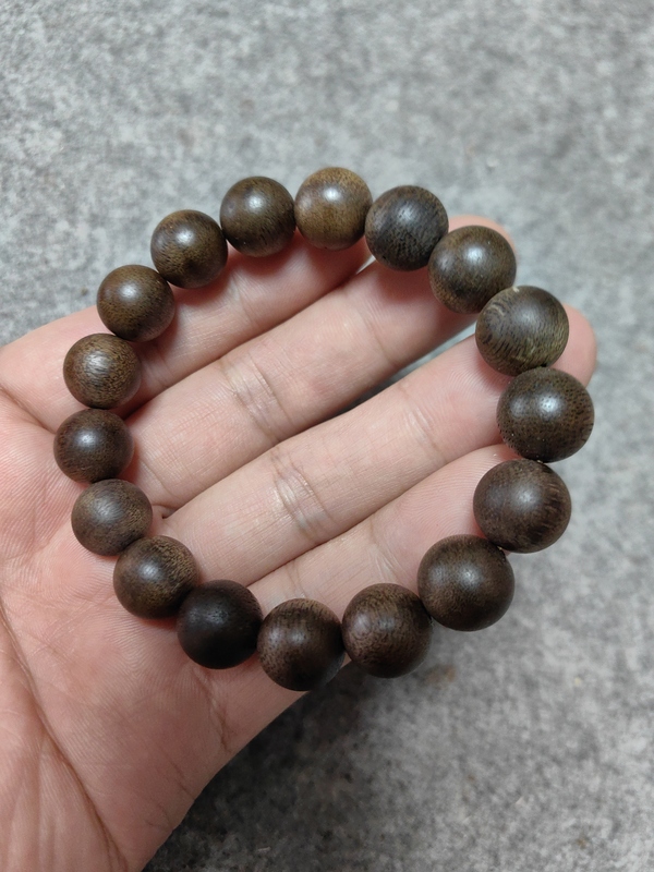 古玩轉賣沉香手串拍賣，當前價格289元