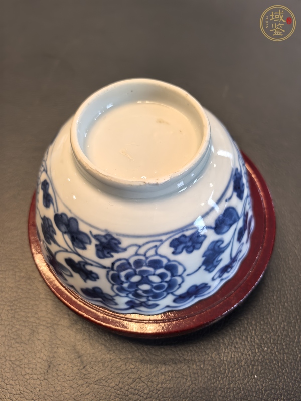 古玩陶瓷康熙青花杯真品鑒賞圖