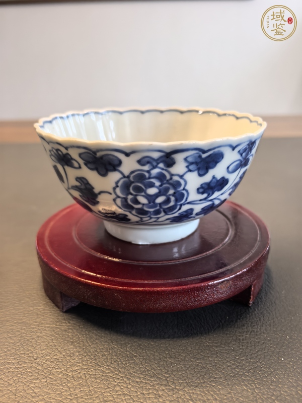 古玩陶瓷康熙青花杯真品鑒賞圖