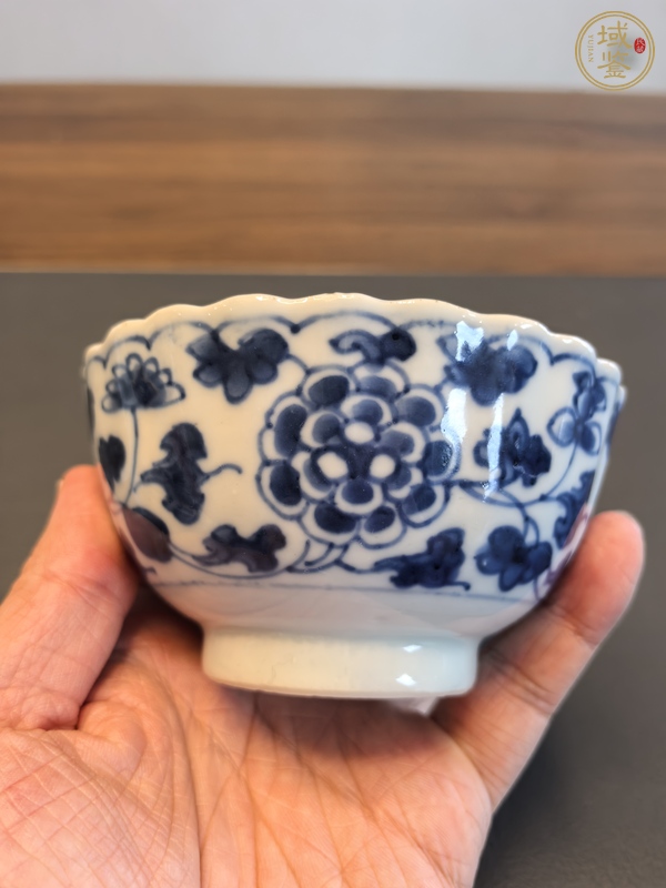 古玩陶瓷康熙青花杯真品鑒賞圖