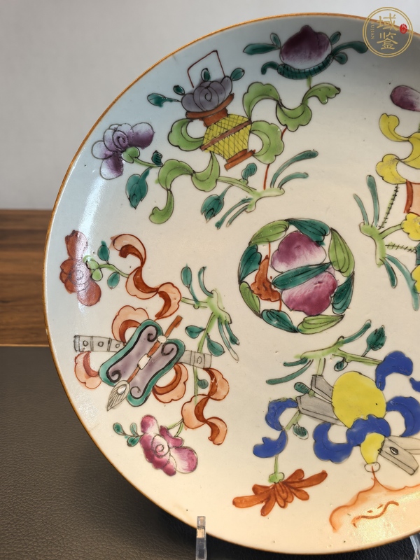 古玩陶瓷粉彩八寶紋盤真品鑒賞圖