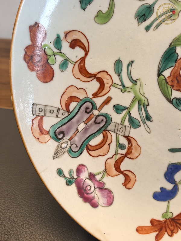 古玩陶瓷粉彩八寶紋盤真品鑒賞圖