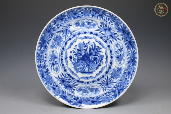 古玩清中期·青花花卉紋盤真品鑒賞圖