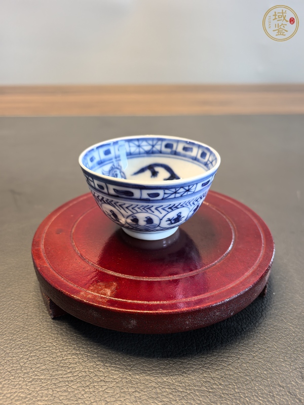 古玩陶瓷青花龍鳳紋杯真品鑒賞圖
