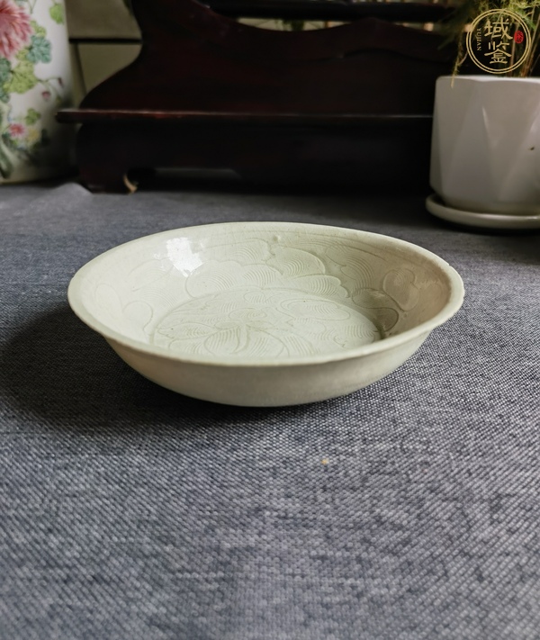 古玩陶瓷青白釉刻花盤(pán)真品鑒賞圖