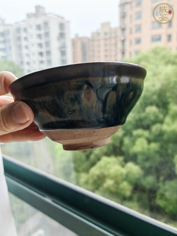 古玩陶瓷福清窯兔毫束口盞真品鑒賞圖