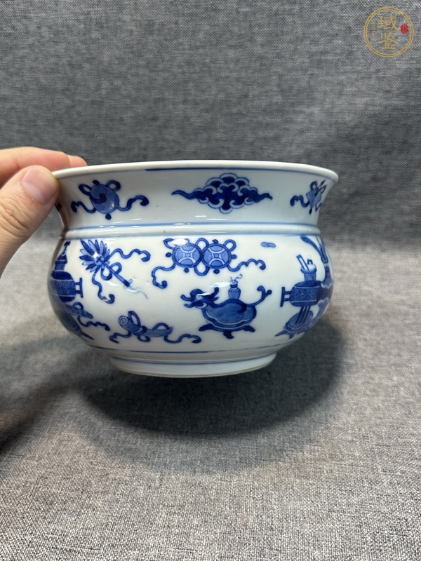 古玩陶瓷博古圖青花香爐真品鑒賞圖