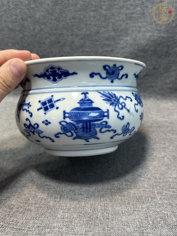 古玩陶瓷博古圖青花香爐真品鑒賞圖
