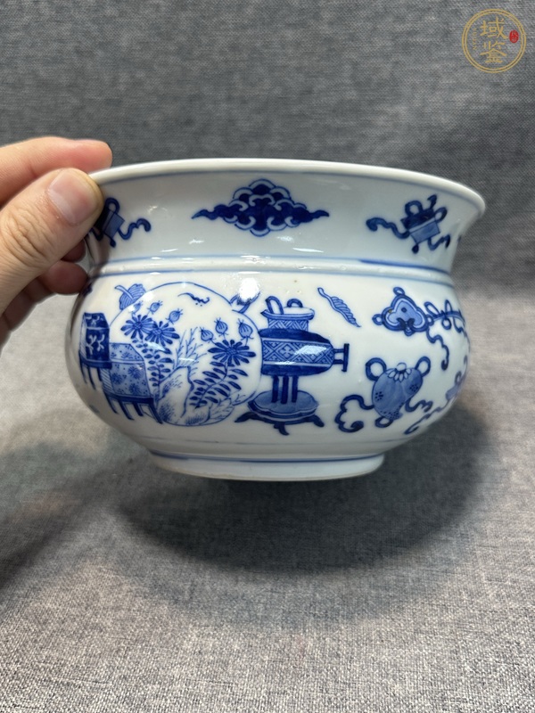 古玩陶瓷博古圖青花香爐真品鑒賞圖