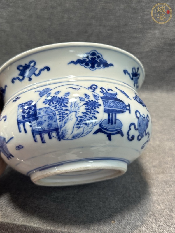 古玩陶瓷博古圖青花香爐真品鑒賞圖