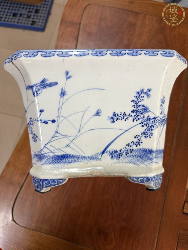 古玩陶瓷花鳥紋青花花盆真品鑒賞圖