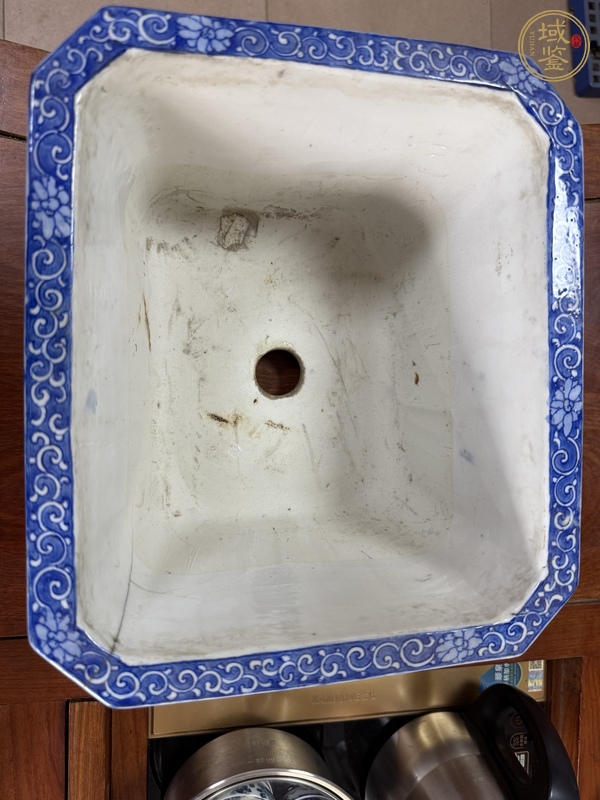 古玩陶瓷花鳥紋青花花盆真品鑒賞圖
