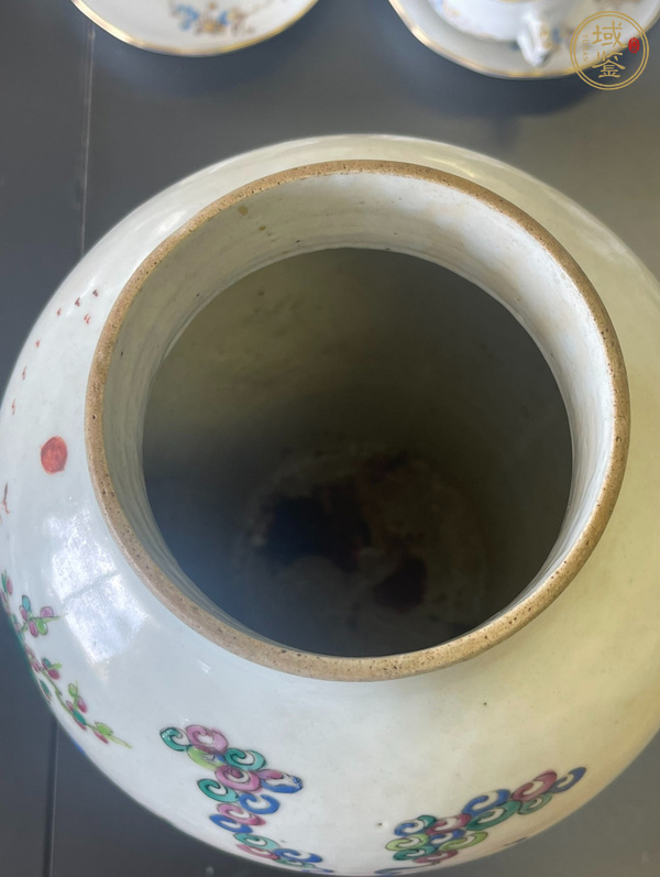 古玩陶瓷清中期 粉彩山水紋將軍罐真品鑒賞圖