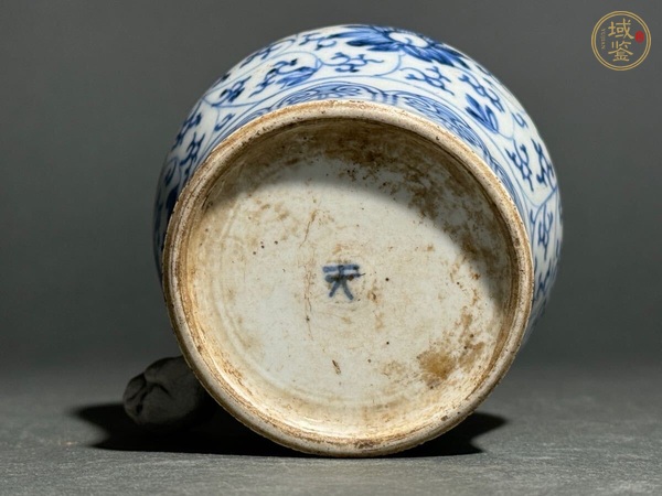 古玩陶瓷青花淡描花卉紋天字罐真品鑒賞圖