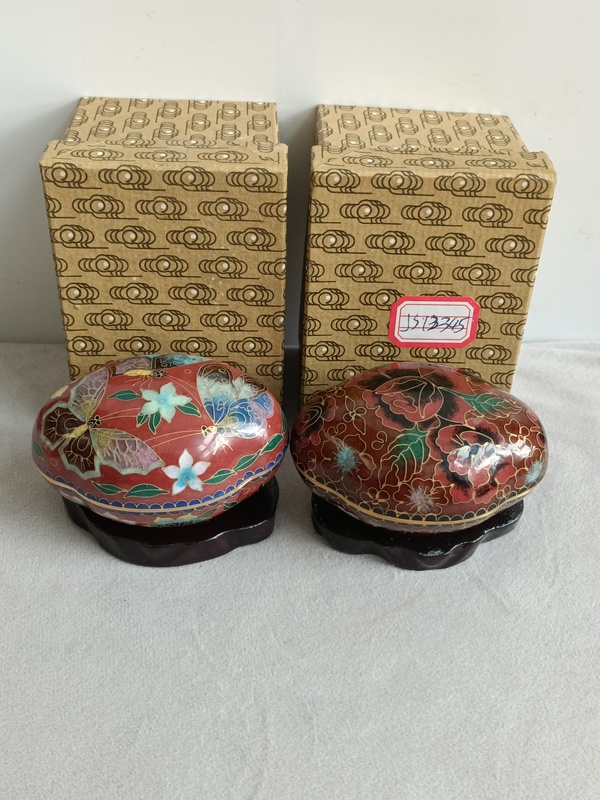 古玩轉賣景泰藍蓋盒拍賣，當前價格366元
