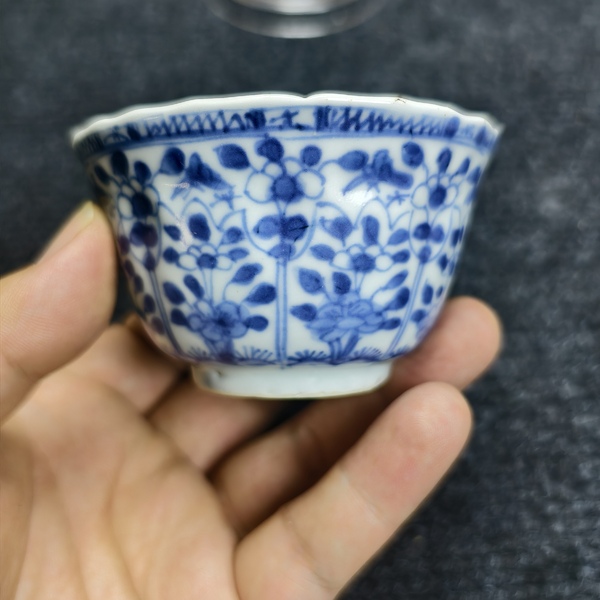 古玩陶瓷康熙青花人物杯碟拍賣，當(dāng)前價(jià)格1500元