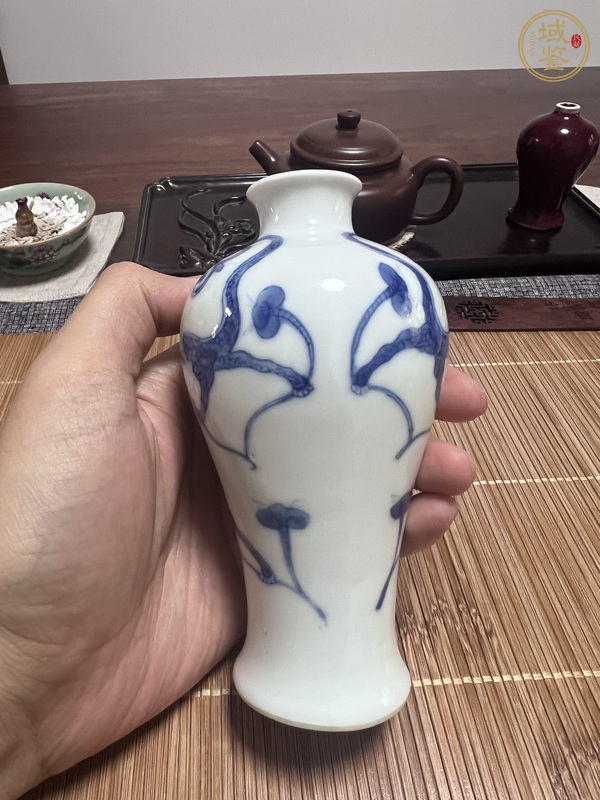 古玩陶瓷青花龍紋瓶真品鑒賞圖