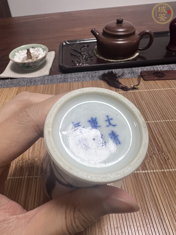 古玩陶瓷青花龍紋瓶真品鑒賞圖