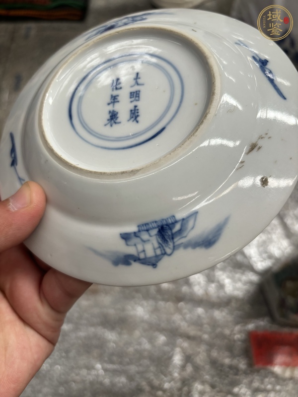 古玩陶瓷青花人物故事盤真品鑒賞圖