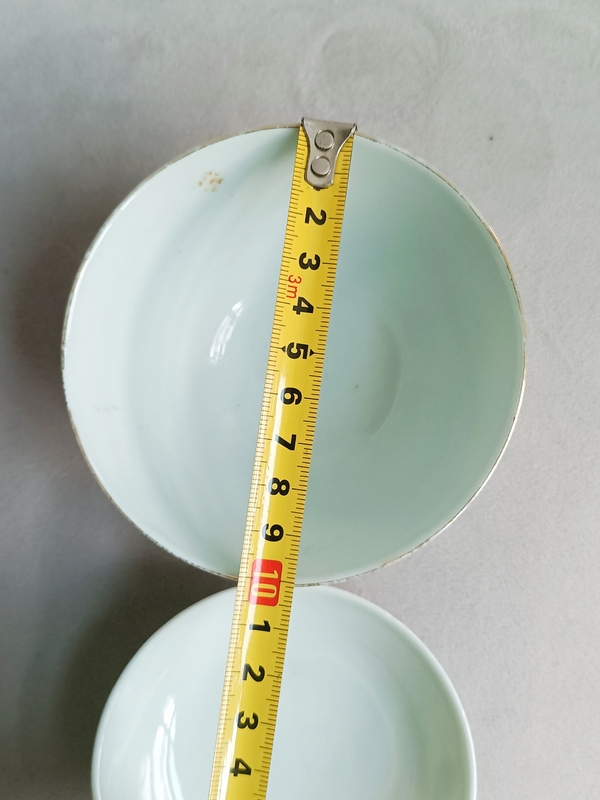 古玩陶瓷礬紅彩花卉紋蓋碗拍賣，當(dāng)前價格498元