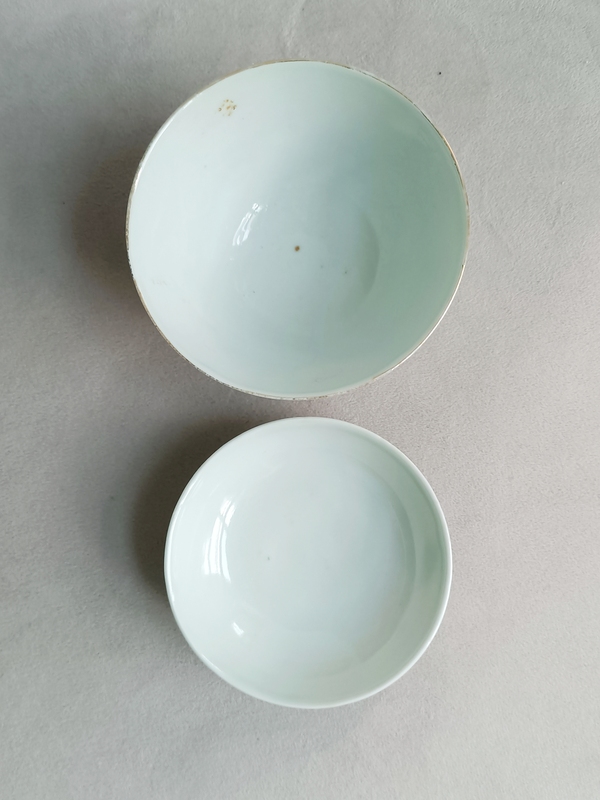 古玩陶瓷礬紅彩花卉紋蓋碗拍賣，當(dāng)前價格498元