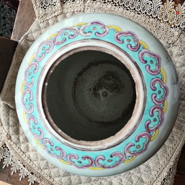 古玩陶瓷粉彩將軍罐真品鑒賞圖