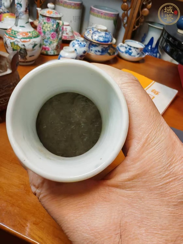 古玩陶瓷青花瓶真品鑒賞圖