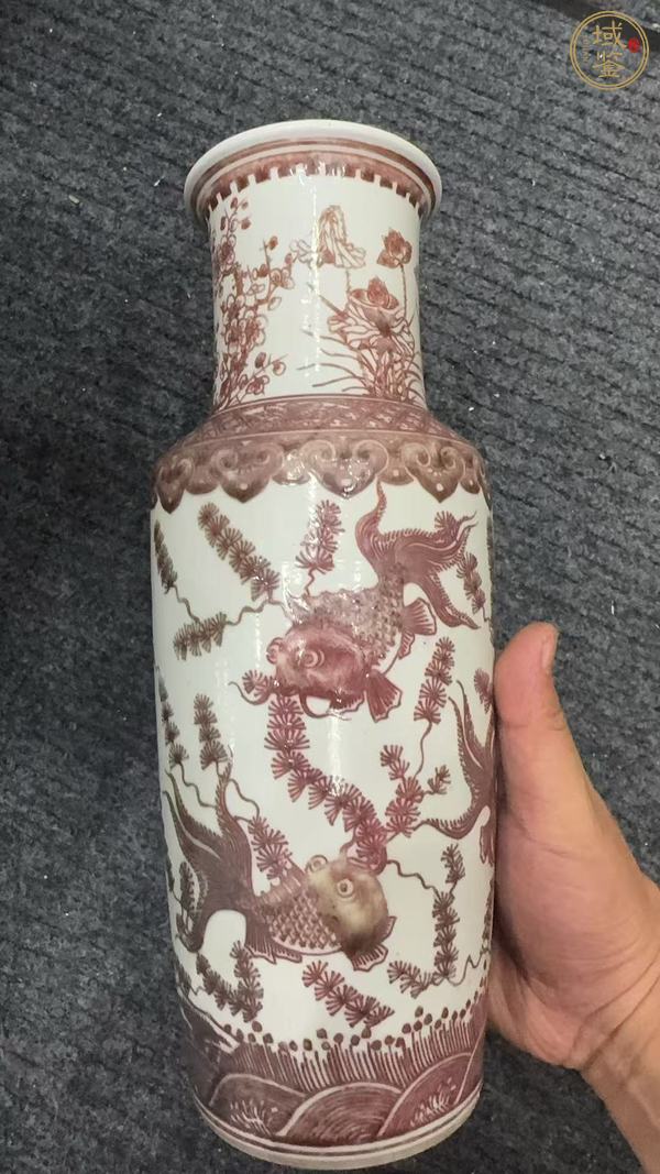 古玩陶瓷釉里紅魚藻紋棒槌瓶真品鑒賞圖