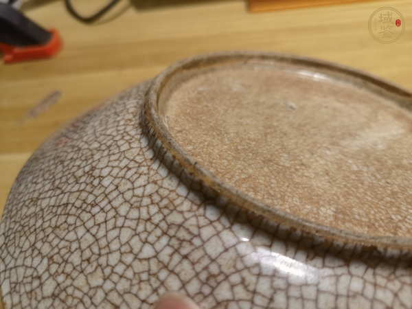 古玩陶瓷哥釉盤真品鑒賞圖