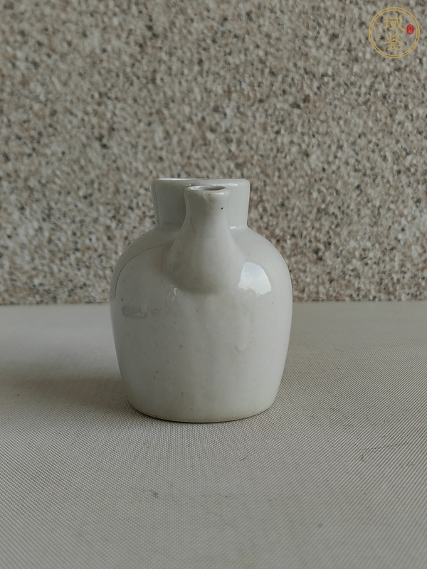 古玩陶瓷德化白瓷壺真品鑒賞圖