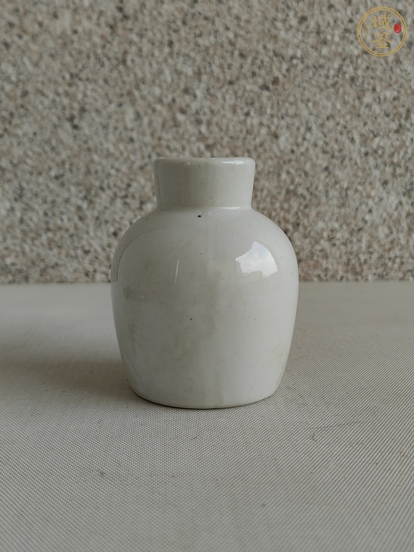 古玩陶瓷德化白瓷壺真品鑒賞圖