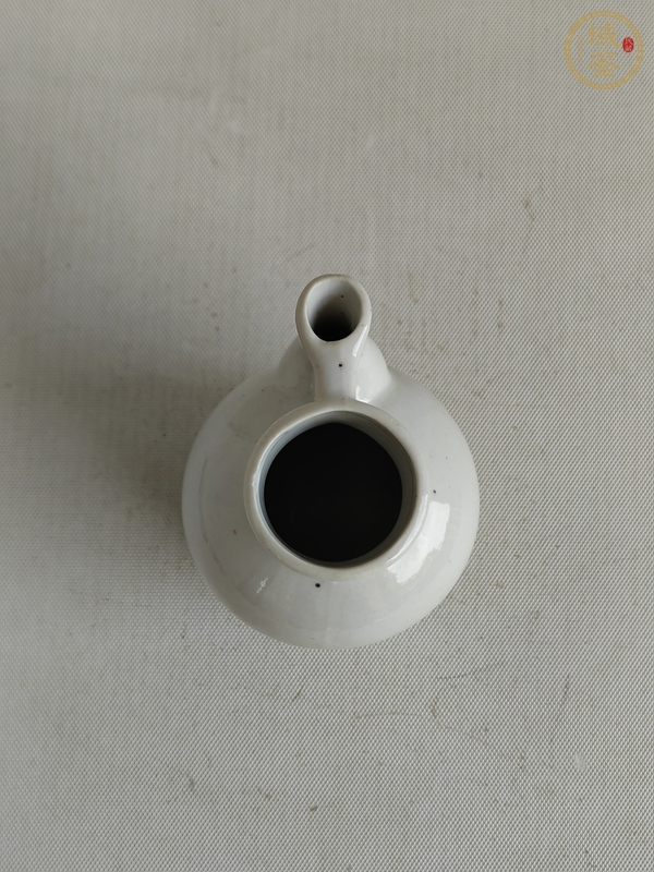 古玩陶瓷德化白瓷壺真品鑒賞圖