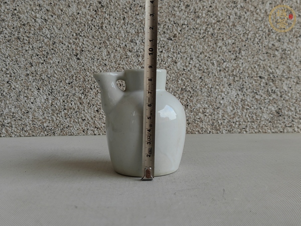 古玩陶瓷德化白瓷壺真品鑒賞圖