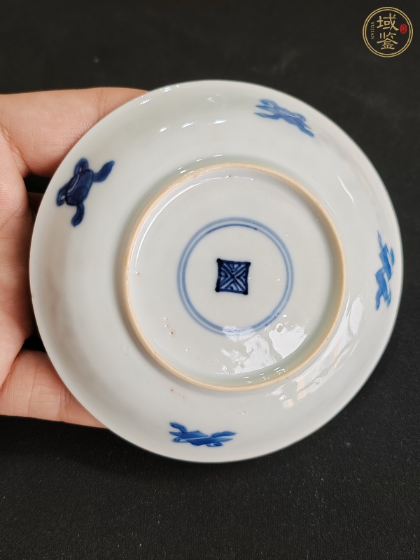 古玩陶瓷青花花卉紋盤真品鑒賞圖