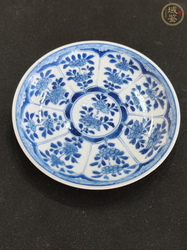 古玩陶瓷青花花卉紋盤真品鑒賞圖