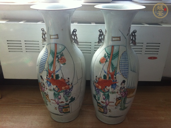 古玩人物紋撣瓶真品鑒賞圖