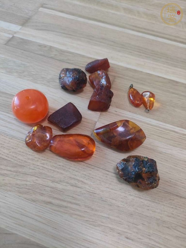 古玩玉器琥珀小件真品鑒賞圖